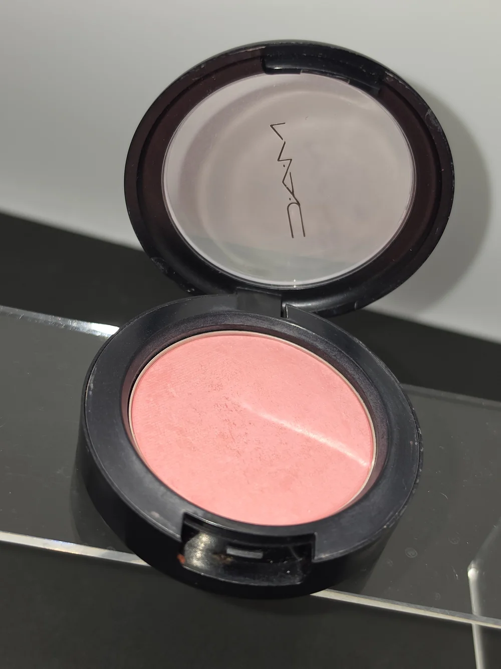 RARE MAC Powder Blush — 